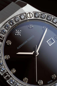 Reloj de Cuarzo Alexander Ferros 2251S-01 con Cristal de Zafiro, Correa de Caucho, Resistente al Agua 50 m, Caja Redonda de Acero Inoxidable, Diseño Moderno - Product Image 5