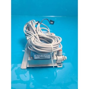 Yamatake CME8153 LOT DE 4 Pièces d'équipement semi-conducteur d'occasion en état actuel - Product Image 1