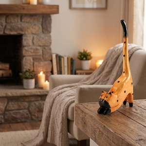 Figura de Gato Hecha a Mano en Madera de Albizia, Color Marrón con Puntos Negros, Cola Levantada en Pose de Salto, Decoración Rústica para el Hogar, Estatuas de Arte Animal, Adorno, Regalo - Product Image 2