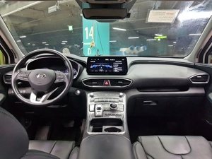 HYUNDAI SANTAFE 2022, SUV Duradero Usado, Vehículo Utilitario Deportivo Mediano, Confiable, Robusto, de Segunda Mano, Larga Duración - Product Image 4