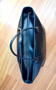 Sac fourre-tout vintage en cuir véritable de qualité supérieure pour femme, élégant, à bandoulière, brodé, résistant à l'eau, grande capacité, pour affaires et voyages - Product Image 4