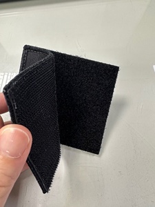 Écusson d'identification de sécurité brodé sur mesure avec fixation auto-agrippante en feutre non tissé - Product Image 6