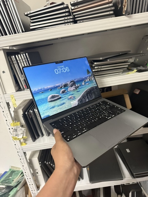 2021 model MaBook Pro 14-inch, model A2442, gray, M1 Pro 16+512GB SSD (8+14 cores), condition 98% new