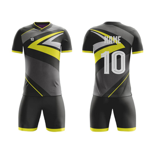 Uniforme de Fútbol Unisex Más Vendido, Personalizado, Rojo y Blanco, Sublimado, Conjunto de Camiseta y Pantalones Cortos, 100% Poliéster, Envío Rápido y Gratuito - Product Image 1