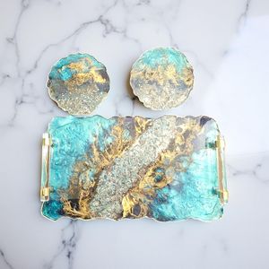 Plateau décoratif en résine et verre, plateau époxyé, plateau élégant avec poignées en cristal doré, plateau en résine géode pour coiffeuse - Product Image 1