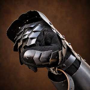 Guantes de acero medievales, negros, niquelados, para reenactamiento, de 16 pulgadas, de metal fundido. - Product Image 3