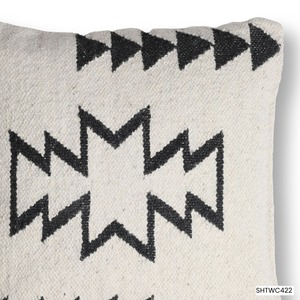 Funda de Almohada Cuadrada de Lujo STAR HOMETEX, Tejida en Algodón Ecológico, con Cierre, Rayas, Hecha a Mano, Lavable y Personalizable - Product Image 2