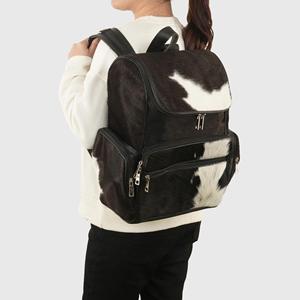 Sac à dos vintage en cuir véritable fait main, antivol, en peau de vache véritable avec fourrure, unisexe, logo personnalisable, 20-35L - Product Image 5