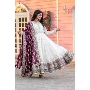 Heavy Faux Georgette Conjunto de mujer para fiestas Vestido Dupatta & Bottom Exquisite Party Wear - Product Image 4