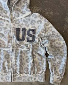 Veste à capuche personnalisée en molleton français camouflage, style streetwear, zippée, courte, imprimé léopard, vintage, en coton délavé à l'acide, avec appliques, pour homme - Product Image 4