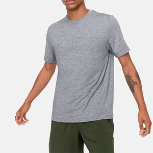 T-shirt ajusté pour homme en coton lavé respirant, écologique, de qualité supérieure, avec logo frontal, coupe classique, 180g, design personnalisé - Product Image 4