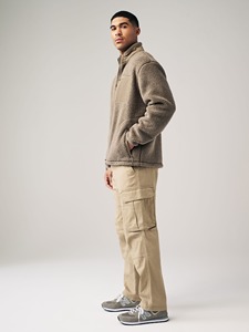 กางเกงคาร์โก้สุดเทรนดี้ ทรงทันสมัย ใส่สบาย ผลิตจากผ้าคอตตอนผสม เหมาะสำหรับสตรีทแวร์และชุดลำลอง - Product Image 3