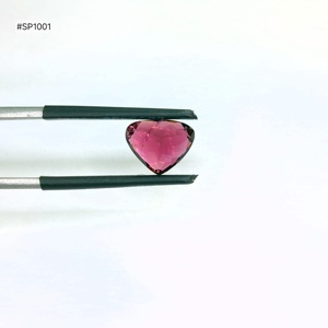 Turmalina Rosa Grado 3A, Corte Triangular Facetado, 2.51ct, Gema Natural Suelta con Tono Rosa Oscuro para Anillo de Mujer - Product Image 2