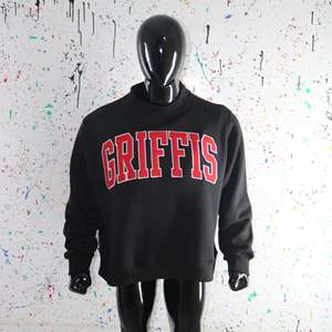 Sudadera GRIFFIS BLACK con cuello alto, 100% rojo, con apliques bordados, cuello ancho, CLUSH SPORTS - Product Image 3