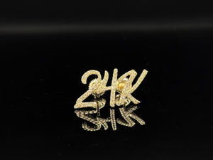Pendentif Couronne Personnalisé Effet Diamant Glacé avec Breloque Lettre en Acier Inoxydable Plaqué Rhodium Style Hip-Hop Unisexe Tendance - Product Image 2