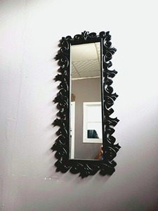 Elegante Espejo de Pared Largo Verde para Balcón y Jardín, Crea una Atmósfera Refrescante en Áreas de Spa y Bienestar, de la India - Product Image 4