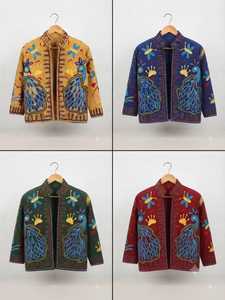 Chaqueta CHOHAN TEXTILE de terciopelo bordado morado con cuello mandarín, manga larga, diseño étnico folclórico de arte popular de la India, estilo Rajasthan. - Product Image 3
