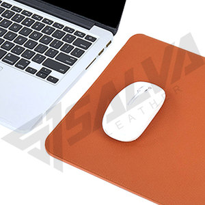 Funda Protectora para Portátil de Cuero Genuino Resistente al Agua, Estilo Ejecutivo, Color Naranja Sólido, Correa Ajustable, para 13-15 Pulgadas - Product Image 2