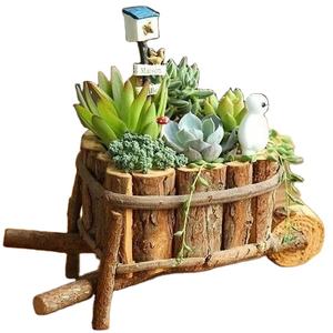 CONTENEDORES Pueblo Maceta de madera Wishing Well Maceta Patio trasero Jardín Macetas de madera creativas Macetas de corteza de abeto Jardín - Product Image 1