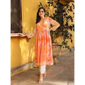 Ensemble Kurta Orange Tie-Dye Col V Coupe Trapèze à Nouer avec Taille Empire Respirant pour Tous les Jours Taille XS - Product Image 1