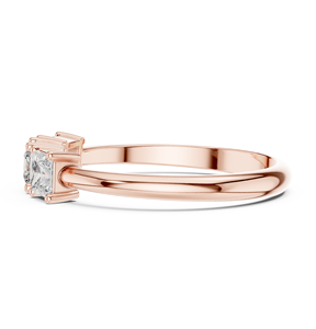 Bague de fiançailles en or rose avec trois pierres de moissanite taille princesse pour femme, bague minimaliste pour mariage et anniversaire - Product Image 5
