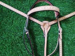Cuir véritable Western Equestrian Set Horse Headstall Breastplate Indian Riding Studs Wholesale Price Made Horse Bridle Halter - Product Image 2