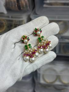 Flower Pattern Imitation <b>Pearl</b> Necklace and Earring <b>Set</b> Gold Plated Alloy Women's Indian Wedding <b>Jewelry</b> Classic Style - Product Image 5