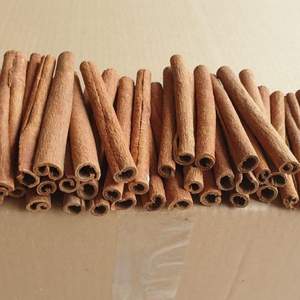Bâtons de cannelle cassia bruts en gros, 100% pur, qualité supérieure, longueur personnalisable, fabriqués au Vietnam, meilleure qualité, prix abordable - Product Image 4