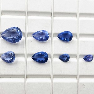 Pierre précieuse naturelle en fluorite bleue, taillée en poire et coussin, plusieurs tailles disponibles, pour fabricants de bijoux, vente en gros - Product Image 1
