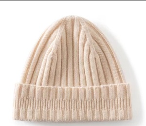 Gorro de Punto Acanalado Jacquard Unisex, Diseño a Rayas, Gorro Casual de Invierno, 100% Acrílico, Ajustable para Adultos - Product Image 4