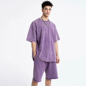 Ensemble deux pièces personnalisé avec logo, grande taille, épaules tombantes, t-shirt et short d'été décontractés et sportifs en coton 100% écologique de haute qualité - Product Image 5