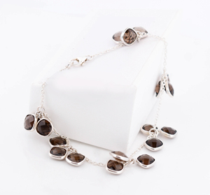 Bracelet artisanal en quartz fumé, argent sterling 925, avec pendentif en pierre précieuse marron taille coussin, chaîne réglable - Product Image 3