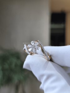 Anillo Floral con Diamante Cultivado en Laboratorio de 0.55 CT, Oro, Diseño Abierto, Pavé, Joyería de Aniversario para Mujer - Product Image 4
