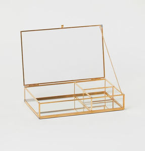 Caja organizadora de joyas de metal diseñada para combinar un atractivo estético refinado con una funcionalidad práctica de almacenamiento - Product Image 3