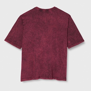Camiseta de Alta Calidad con Lavado Ácido para Hombre, Logotipo Personalizado con Serigrafía, Patrón Sólido, Tejido de Punto, Estilo Urbano, Casual y Moderno - Product Image 2