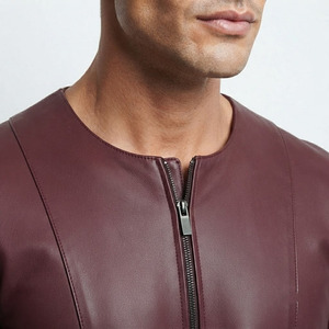Camiseta de Cuero Genuino Premium para Hombre, Cuello Redondo con Media Cremallera, Manga Larga, Estilo Formal, Ajustada, de Cuero Vacuno Suave - Product Image 6