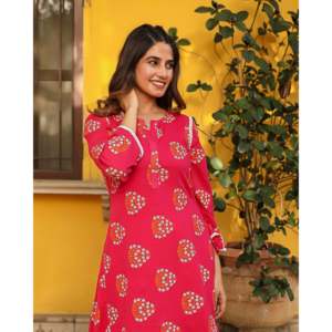 Kurta en mousseline de soie rose respirante pour femme avec motif dessiné à la main et bas de robe taille XS - Product Image 4