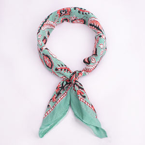 Pañuelo para la Cabeza Unisex de Algodón Estampado Floral Personalizado de Primera Calidad, Tejido Natural Ecológico, Suave para la Piel, Elegante y Moderno - Product Image 5