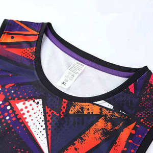 Uniforme de basket-ball pour hommes de qualité professionnelle, design par sublimation, séchage rapide, taille plus, fabriqué au Pakistan - Product Image 5