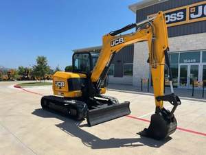 Mini-excavatrice compacte JCB 85Z-2 neuve 2024 avec cabine et godet Air Trackmaster de 24 pouces - Product Image 2