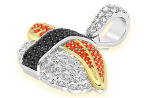 Pendentif tendance et élégant au design unique en argent sterling 925 plaqué or, personnalisé, avec moissanite, motif sashimi sushi roll, cadeau très prisé pour enfants - Product Image 2