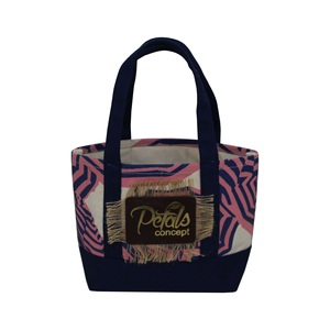 Sac fourre-tout promotionnel de haute qualité en toile naturelle de 12 oz avec logo en relief, poignée en cuir teint et impression sérigraphique - Product Image 1