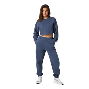 New Arrival Wholesale Women's Sexy Winter Rhinestone Fleece <b>Sweatshirt</b> Solid Drop Shoulder Raw Edges Super Crop Plus Size Sweats - Product Image 1