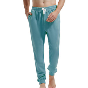 Pantalon de jogging haute performance pour homme avec tissu à séchage rapide et toucher doux pour un style streetwear - Product Image 1