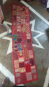 Décoration murale brodée en patchwork recyclé pour la décoration intérieure, présentoirs muraux, boutiques, approvisionnement en gros et vente en gros - Product Image 2