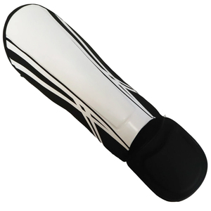 Espinilleras de Cuero Premium con Logotipo Personalizado para Adultos, Protectores de Espinilla para Fútbol y Otros Deportes, OEM - Product Image 4