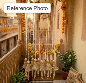 Décoration perlée avec boule Gota suspendue |   Rideau à perles pour porte |   Décoration de temple pour les fêtes de mariage indien et de l'inauguration de maison - Product Image 1