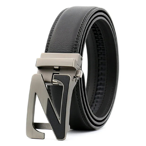 Ceinture formelle en cuir de vachette noir véritable avec une boucle rectangulaire automatique durable pour un ajustement sûr et un look élégant - Product Image 3