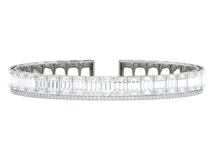 Bracelet en or massif 18 carats avec diamants de laboratoire, émeraude 5,5 carats, jonc ouvert micro-pavé, bijoux fins IGI, fabrication sur mesure OEM - Product Image 3