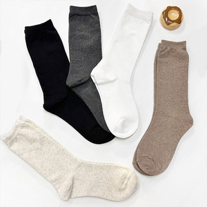 Made in Korea Women's Extended Length Solid Crew <b>Socks</b> 5 Pairs Set K02 Cotton <b>Polyester</b> Polyurethane 4-Season Use - Product Image 3